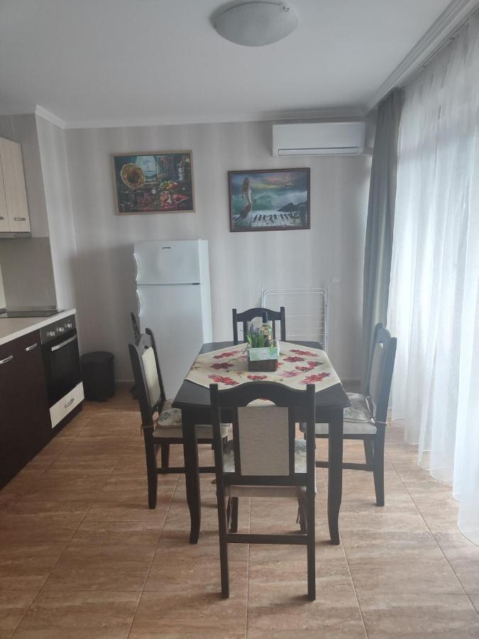 Jacky'S Apartament - Апартамент В Свети Влас Extérieur photo