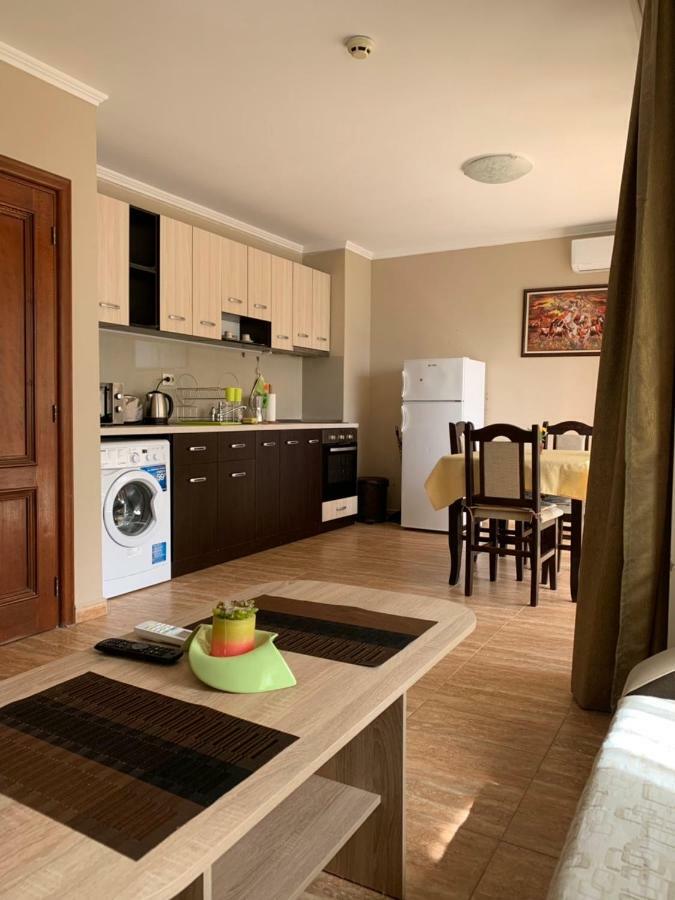 Jacky'S Apartament - Апартамент В Свети Влас Extérieur photo